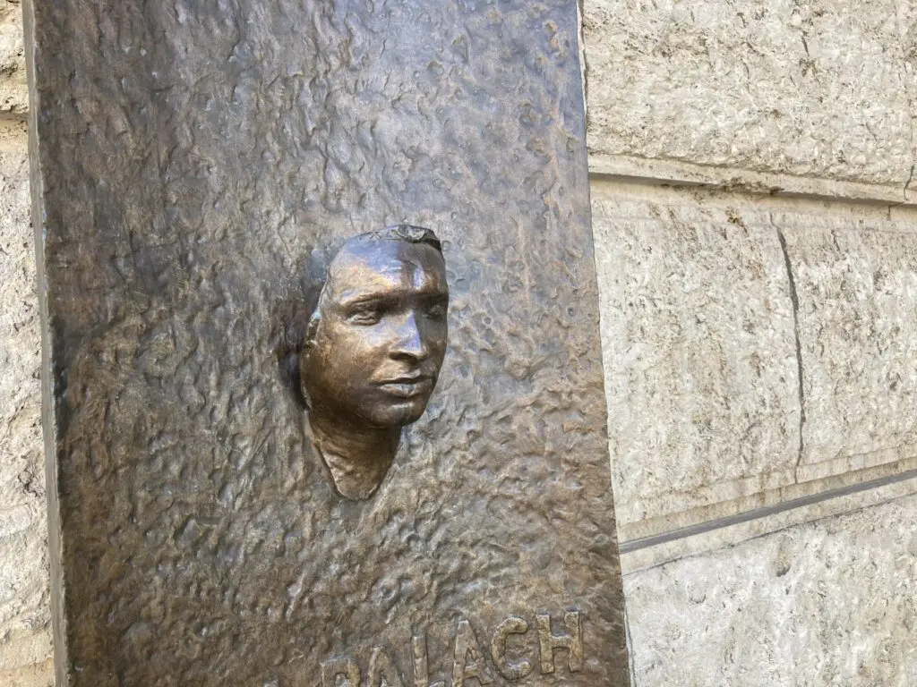 Olbram Zoubek - monument Jan Palach te Praag